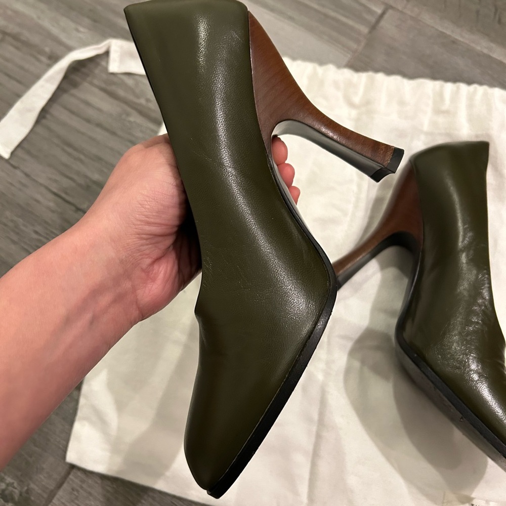 The Row Leather Pumps